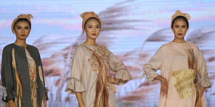 Brillianto Tampilkan Karyanya Dengan Tema “Dampak Kebakaran Hutan”