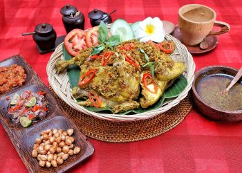 Ayam Betutu, Salah Satu Ikon Kuliner Asal Bali Yang Banyak Di Buru