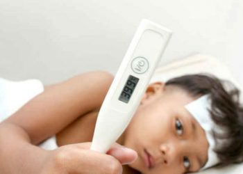 Mengatasi Demam Pada Anak Saat Pandemi Covid-19