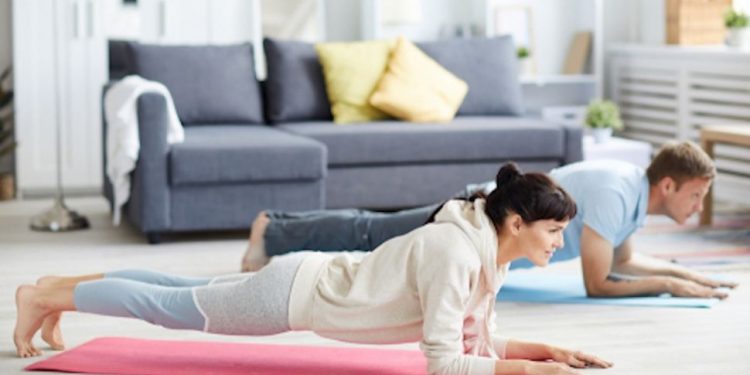 5 Kesalahan Yang Sering Terjadi Saat Olahraga Dirumah