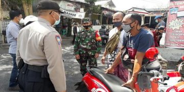 Temukan 3 Orang Pelanggaran Protokol Kesehatan, Di Beri sanksi Menyanyi Hingga Push Up