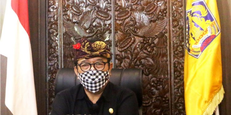 Wagub Bali Menjadi Pembicara Dalam Webinar Tourism Industry Post Covid 19