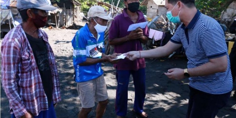 Bupati Klungkung Pilih Pantai Karangdadi Sebagi Lahan Produksi Garam