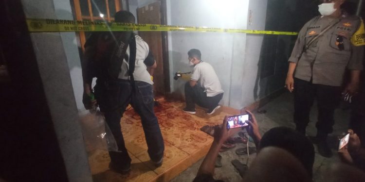 Karena Dendam Lama Seorang Warga Di Habisi Dengan Badik