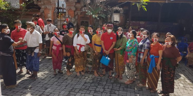 Hadiri Penyemprotan Banjar Kertasari, IGN Jaya Negara Dapat Dukungan