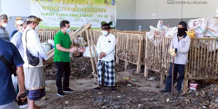Bupati Klungkung Ajak Masyarakat Desa Tusan Kelola Sampah Mandiri