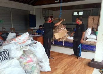 Tukar Sampah Plastik Dengan Beras, 4 Ton Beras Ludes Di Desa Batuan