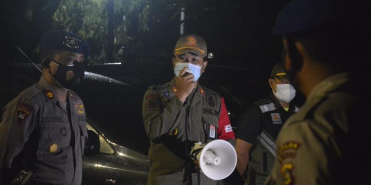 Tim Gabungan Sidak Prokes & Jam Malam Penindakan & Rapid Tes Antigen Secara Acak