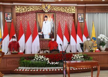 Lantik Anggota KI Provinsi Bali Periode 2021-2025, Gubernur Koster Tegaskan Komitmen untuk Keterbukaan Informasi Publik