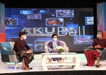 Ny Putri Koster Ajak Semua Elemen Turut Lestarikan Kain Tenun Endek Bali