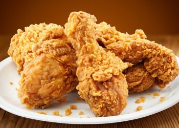 Renyah & Gurih, Berikut Ini Resep Ayam Goreng Krispi Ala KFC