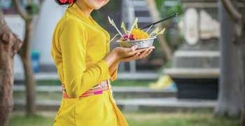 Agar Hidup Kalian Selalu Tenang, Ingatlah Diri Kepada Hyang Widhi