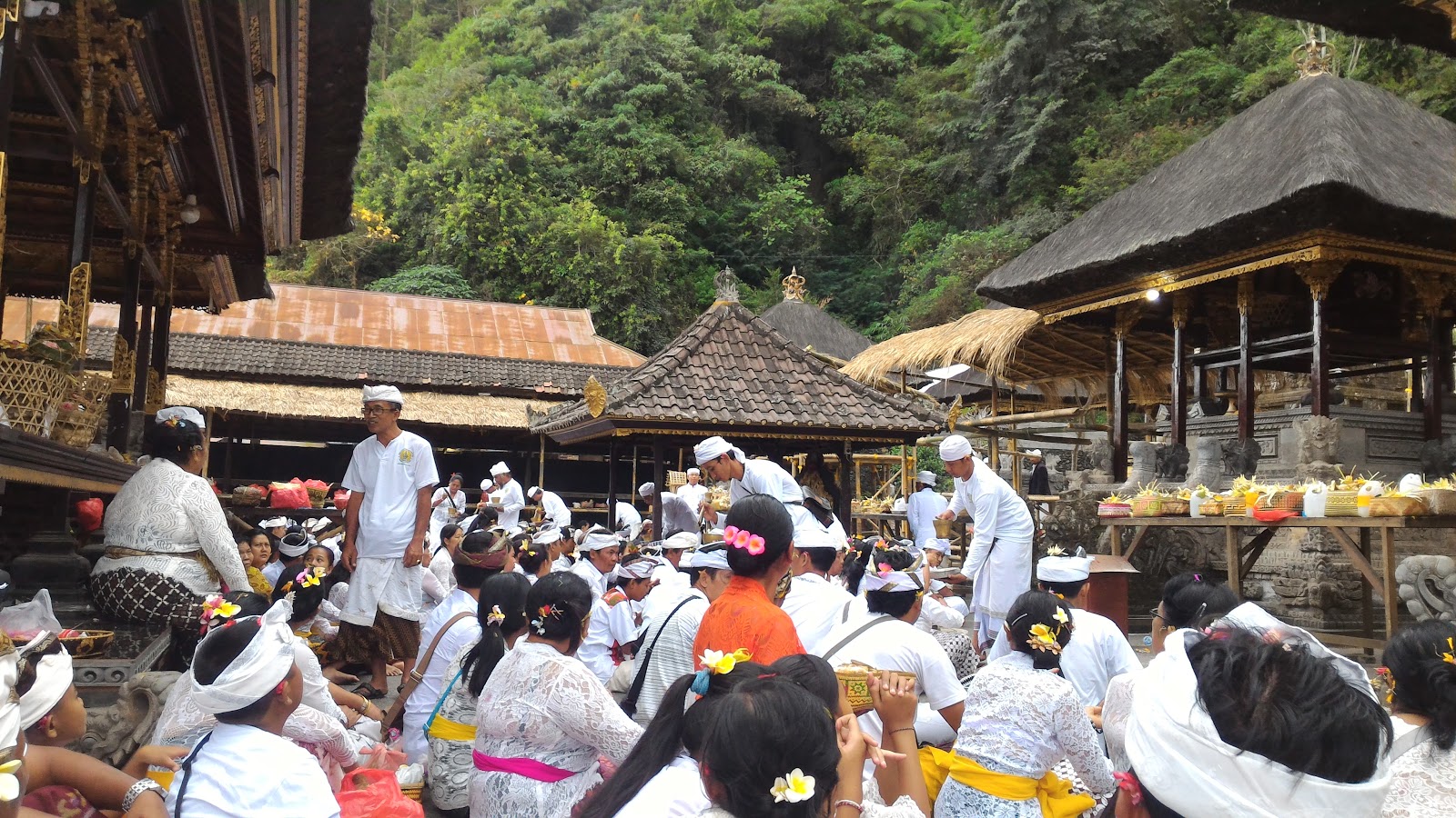 Ngembak Geni Perayaan Sehari Setelah Hari Raya Nyepi