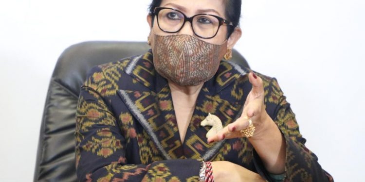 Apresiasi puisi“Ibunda Tercinta”, Ny Putri Suastini Taruh Perhatian Pada Kesenian Non -tradisi