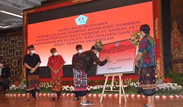 Gubernur Koster & Pemkot Denpasar Sosialisasikan Pengelolaan Sampah Berbasis Sumber