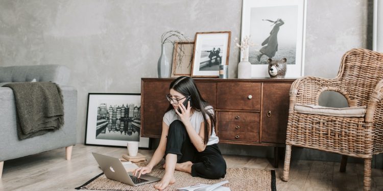 Cewek Tidak Harus Cantik ,Berikut Ini Hal Yang Buat Cowok Jatuh Hati