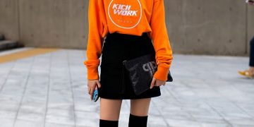 Patut Di Coba, Berikut Ini Inspirasi Mix n Match Bersama Sweater
