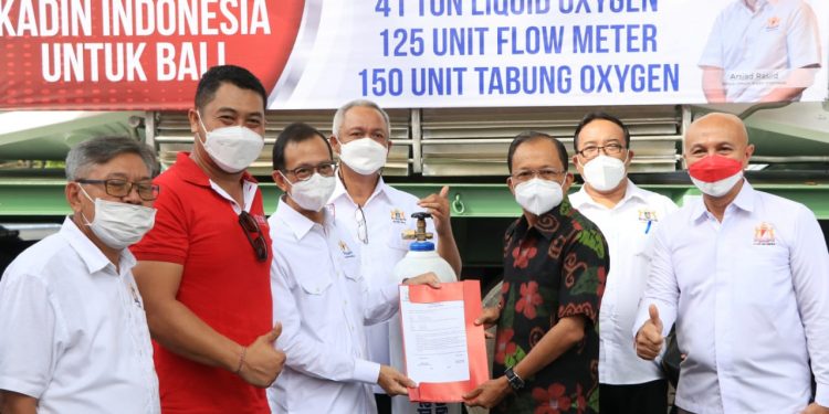 Gubernur Koster Apresiasi Kadin Indonesia Gotong Royong Menangani Covid-19 di Bali