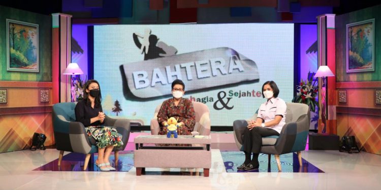 Ny. Putri Koster: Cerdas Berteknologi, Bijak Menggunakan Jari