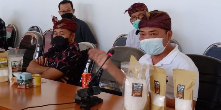 Undang Pelaku Usaha,Disperindag Bali Mantapan PKS Pemanfaatan Produk Garam Lokal Bali