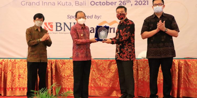 Gubernur Koster Paparkan Konsep Ekonomi Kerthi Bali di Pembukaan ICFBE 2021