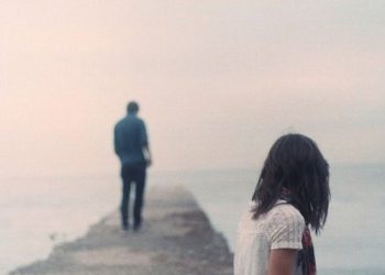 Tak Hanya Menyakitkan, Patah Hati Juga Bikin Kalian Tumbuh Dari Luka