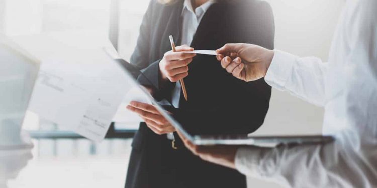 Miliki Pemikiran Seperti Pembisnis, 3 Zodiak Yang Miliki Ide Cemerlang