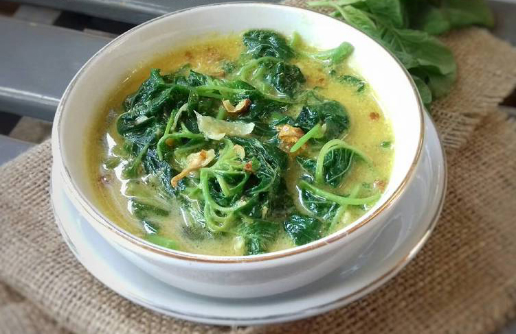 Sederhana And Enak Berikut Resep Sayur Bayam Kuah Santan Di Rumah