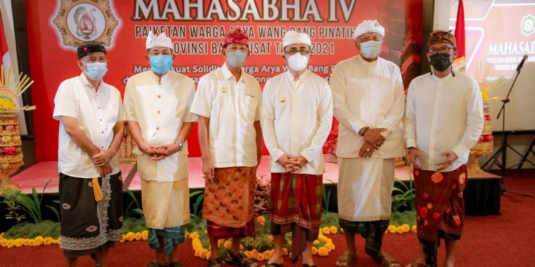 Terbentuk Dewan Pakar, Mahasabha IV Kukuhkan IGN Jaya Negara Ketum PW Arya Wang Bang Pinatih