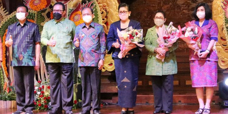 Gubernur Bali, Wayan Koster Tutup Pameran IKM Bali Bangkit Tahap 4