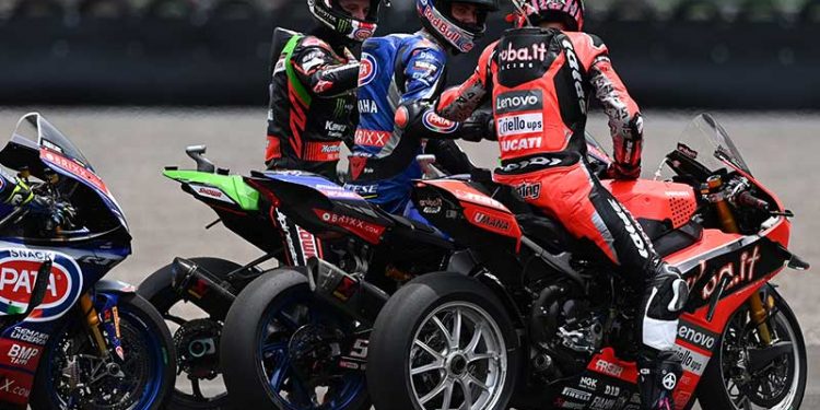 Juara Dunia WSBK, Toprak Kebanjiran Ucapan Selamat