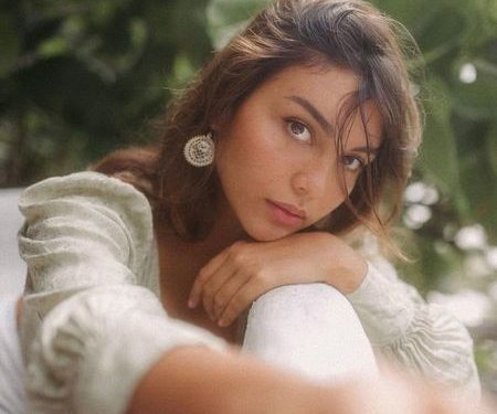 Tidak Pernah Berlagak Sok Kaya,Berikut Tipe Wanita Bikin Nyaman Orang