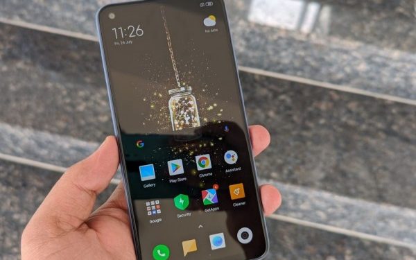 Bisa Bikin Hp Rusak, Yuk Rawat & Hindari Kebiasan Berikut Di Hp Kalian