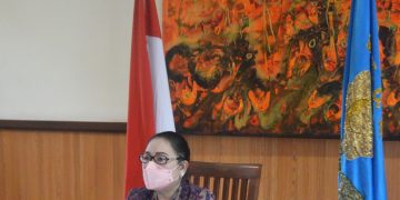 Ketua BKOW Ny. Cok Ace Buka Muswil V Salimah Bali