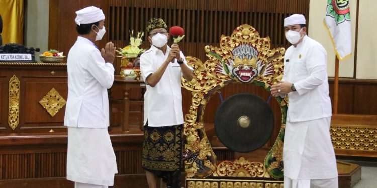 Buka Lokasabha PSN III, Gubernur Koster Muliakan Peran Pinandita