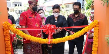 Ny. Putri Koster Dorong Para Siswa Bangun  Jiwa Wirausaha