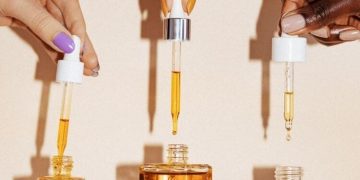 Miliki Kulit Wajah Kering, Berikut Jenis Face Oil Yang Bisa Kalian Gunakan