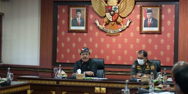 Wagub Cok Ace Harap Penertiban Gepeng dan Pengamen Jalanan Dilakukan secara Manusiawi