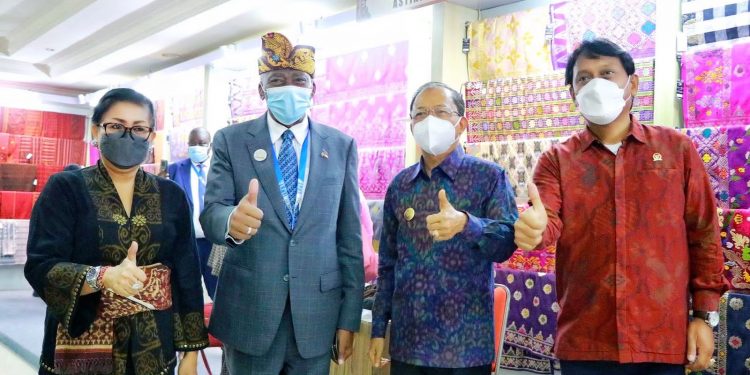 Produk Kerajinan di Pameran IKM Bali Bangkit Mendunia & Menjadi Daya Tarik Delegasi Inter-Parliamentary Union