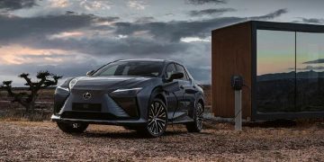 Mobil Listrik Lexus RZ Diluncurkan, Jarak Tempuh 450 Km