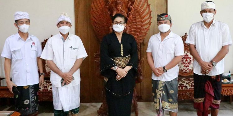 Peringati Bulan Bung Karno, Ny.Putri Koster Terima Audiens Badan Kesbangpol Bali