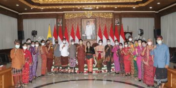 Peringati Hari Kartini, TP PKK Bali Gelar Webinar  “Implementasi Semangat Kartini Menuju Bali Era Baru”