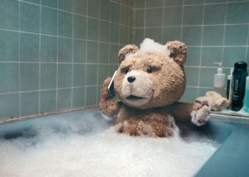 Film Ted Dikembangkan Jadi Serial Prekuel
