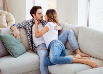 Hukum Dan Denda Berhubungan Badan Pada Bulan Puasa