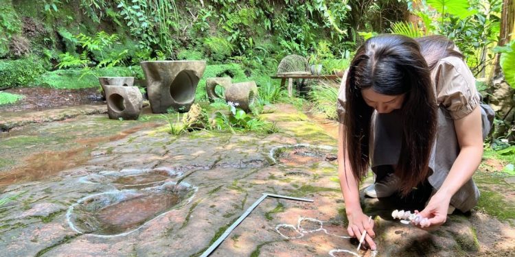 Jejak Kaki Dinosaurus Berusia 100 Juta Tahun Ditemukan di Restoran China