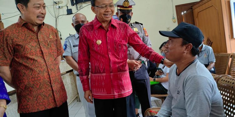 Gubernur Koster Inspeksi Ruang Kerja UPTD PPRD Provinsi Bali di Kabupaten Gianyar dan Klungkung
