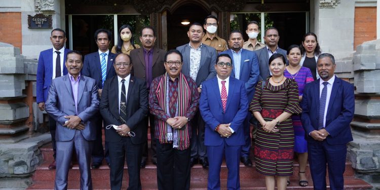 Terima Kunker Parlemen Nasional Komisi E Timor Leste, Wagub Cok Ace Paparkan Pembangunan Infrastruktur Bali