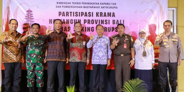 KPK dan Gubernur Wayan Koster Bersinergi Tingkatkan Pendidikan Antikorupsi di Bali Melalui Kekuatan Desa Adat