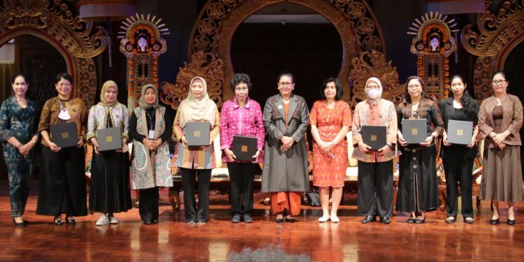 Ketua TP PKK Bali Berkesempatan Jadi Keynote Speaker Seminar Perempuan Anti Korupsi
