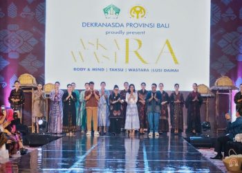 Ny. Putri Koster Kenalkan Karya Desainer Muda Bali di LSTF 2022